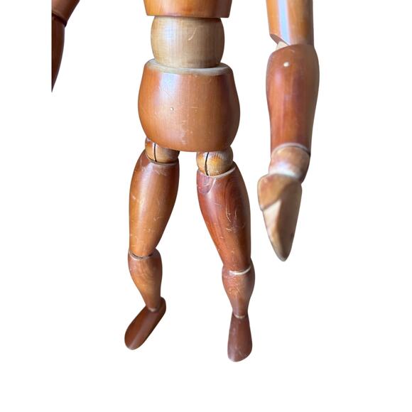 Vintage large wooden articulated artist mannequin - Picture 4 of 9